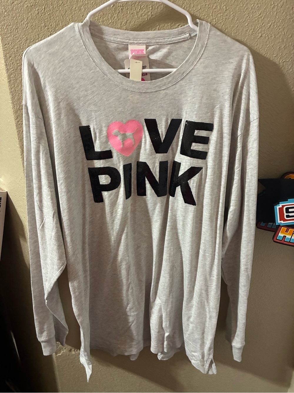 PINK Victoria's Secret Gray Tee with Black and Pink Graphic